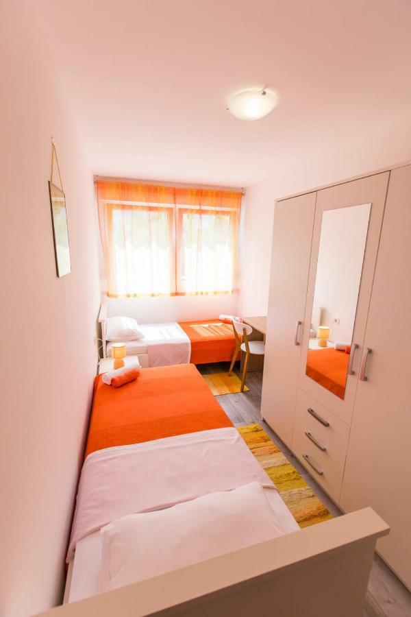 Apartment Amelia Пула Екстериор снимка