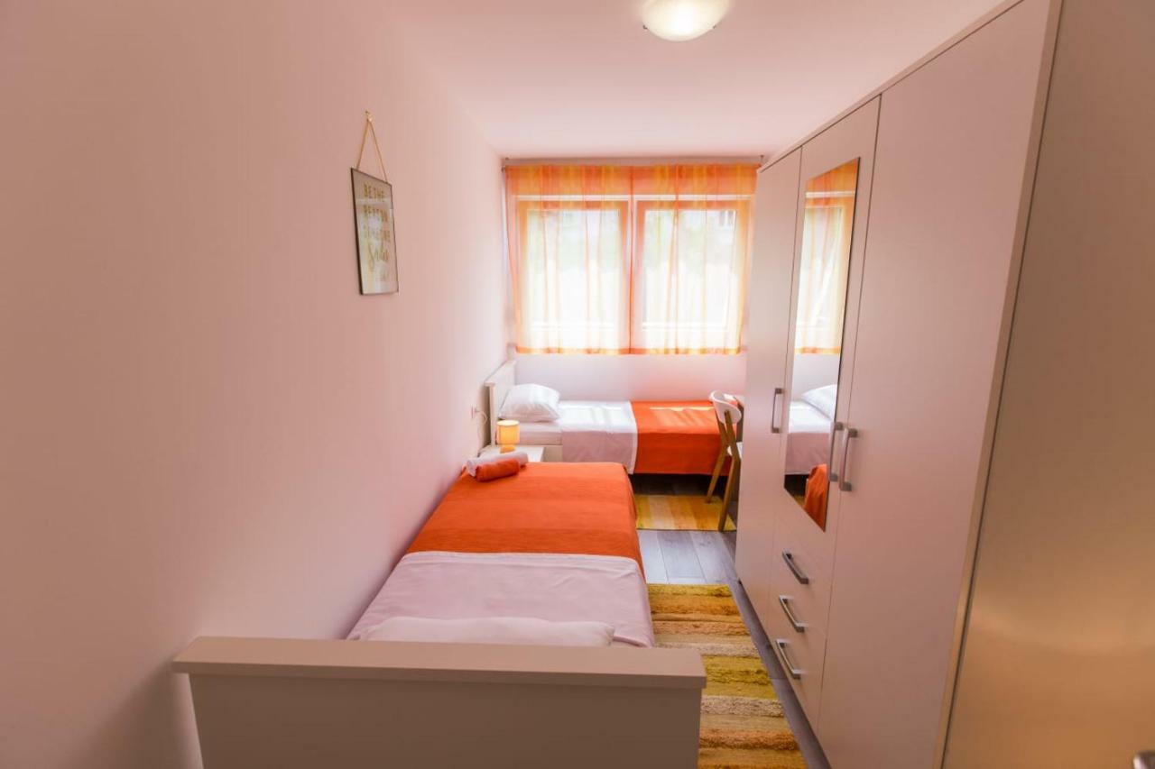Apartment Amelia Пула Екстериор снимка